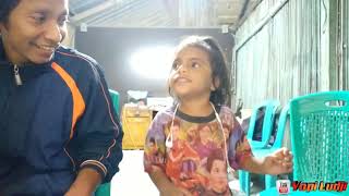 Pacaran sambil Makan Bakso Beatrix cover mari kita goyang sama adik Beatrix