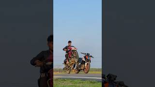 Bike Ko Ride Pe Jana Hai 😍 || Sumon Stunts 🔥 #shorts #ktm