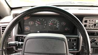 1993 Jeep Grand Cherokee Laredo - Startup