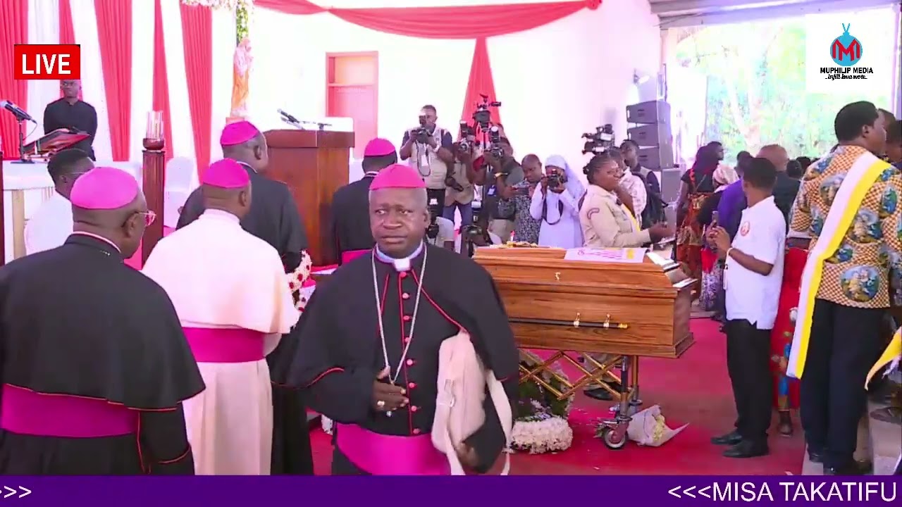 MAASKOFU NA MAPADRI WALIVYOMUAGA HAYATI BABA KADINALI PENGO PUGU