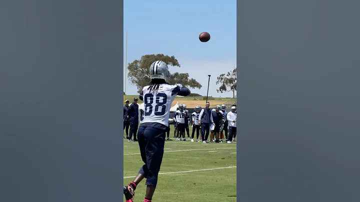 on repeat 🔁 #dallascowboys #nfl #trainingcamp #dakprescott #ceedeelamb ​⁠@AmericanAirlines