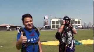 Ryan Comandante's Sky Diving Experience - SkyDive Dubai, UAE