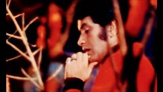 Main Na Bhooloonga - Parts I and II (Roti Kapada Aur Makaan)