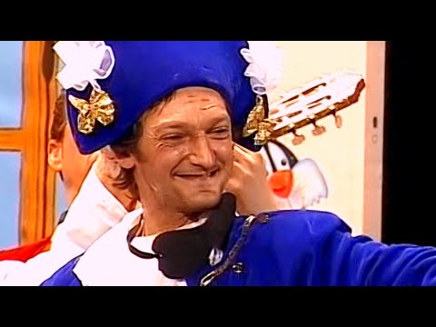 Actuación de Sosiasión de dirertores (Los artistas también fuimos comparsistas) en semifinales del COAC 2010