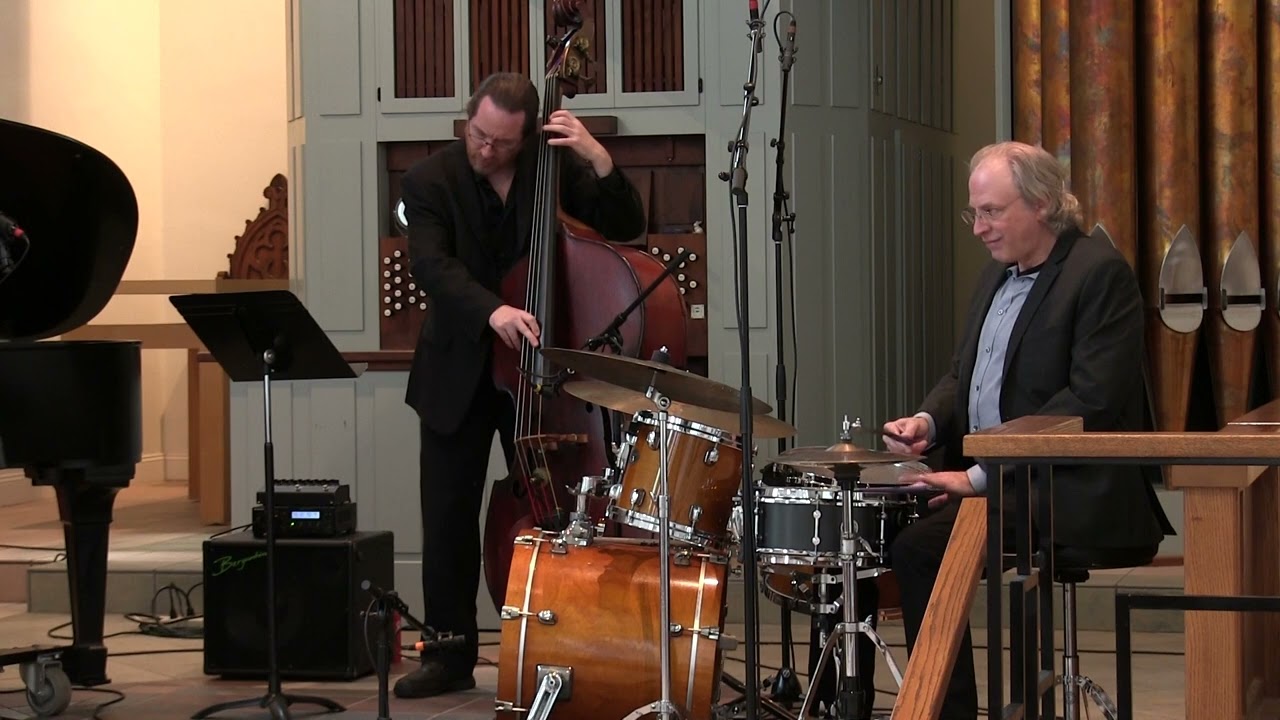 The Phil DeGreg Trio - Red Door Community Concert