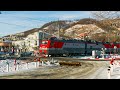 RailWay. Russian freight train at a railway crossing / Грузовой поезд с полувагонами на жд переезде