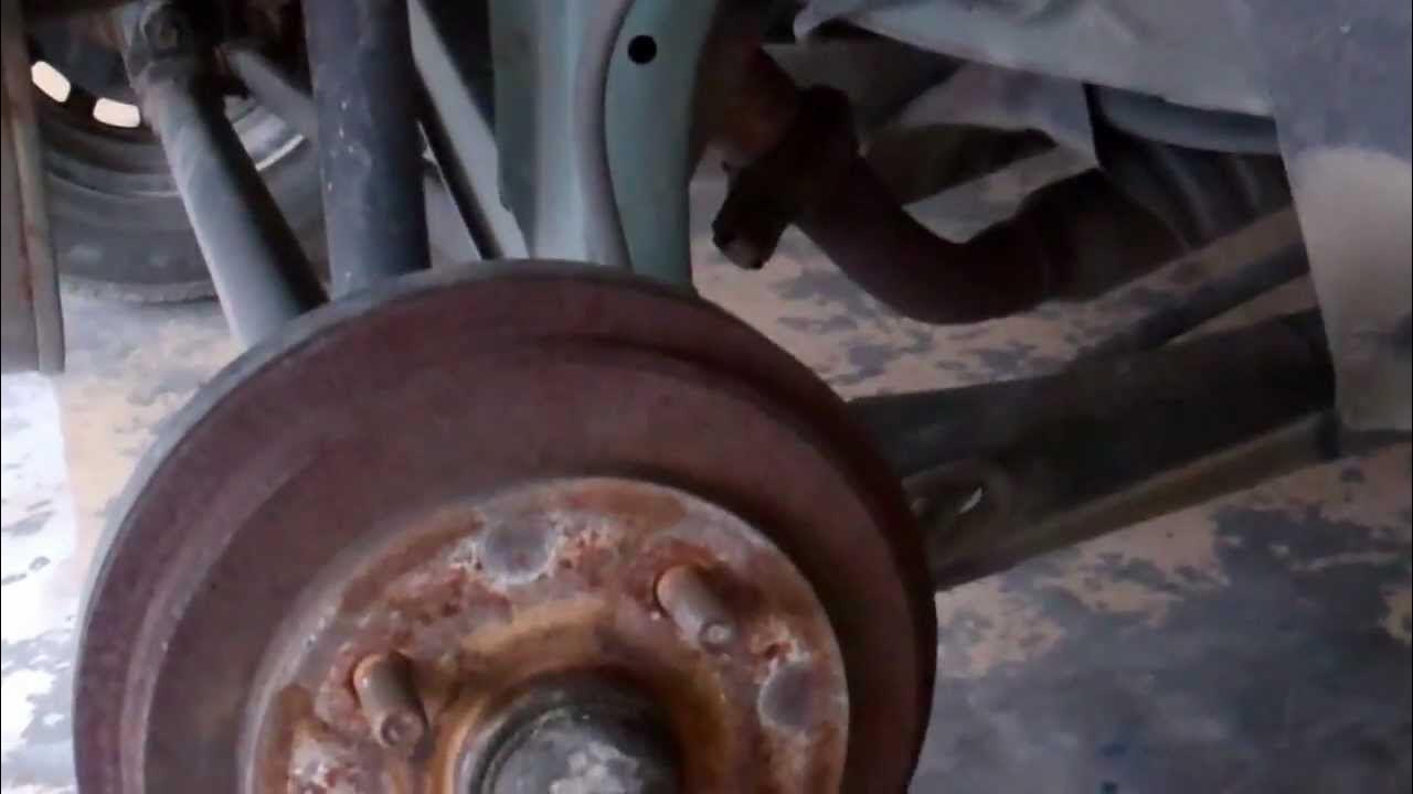 Inspecting rear drum brakes on Toyota Tercel - YouTube