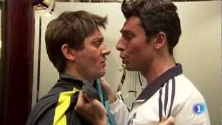Nochevieja de la 1  Cristiano y Messi atrapados en un ascensor