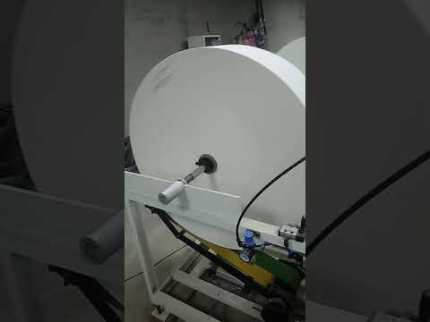 Cтанок для производства бумажных салфеток