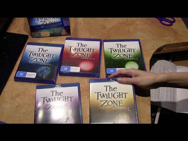 Twilight Zone Complete Series Blu Ray Unboxing - YouTube