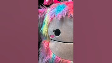 I want my own SQUISHMALLOW planet! 🌍 #squishmallows #shorts