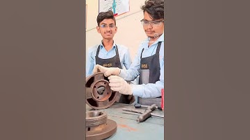 dismantle lathe chuck and Lubrication of parts #fitter_trade #iti