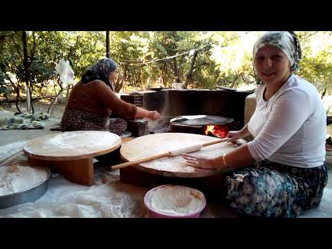 #yufkaekmekyapımı#  Antalya'nın odun kömüründe köy ekmeği nasıl yapılır