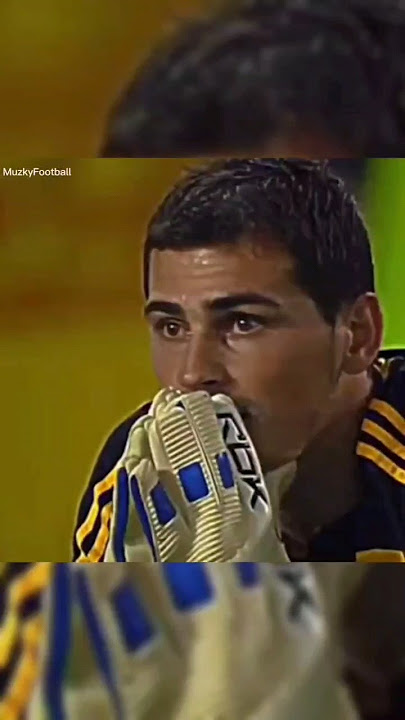 Duel sengit kiper terbaik #casillas #buffon #muzkybola
