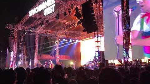 The upstairs performance synchronize fest 2019