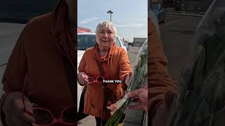 Handing Out Lots Of Flowers To Nice Ladies! ❤️