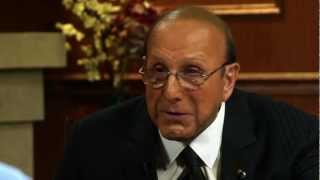 Clive Davis On Opening Up To Person Instead Of Gender | Larry King Now | Ora TV