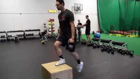 Step-up to Reverse Lunge