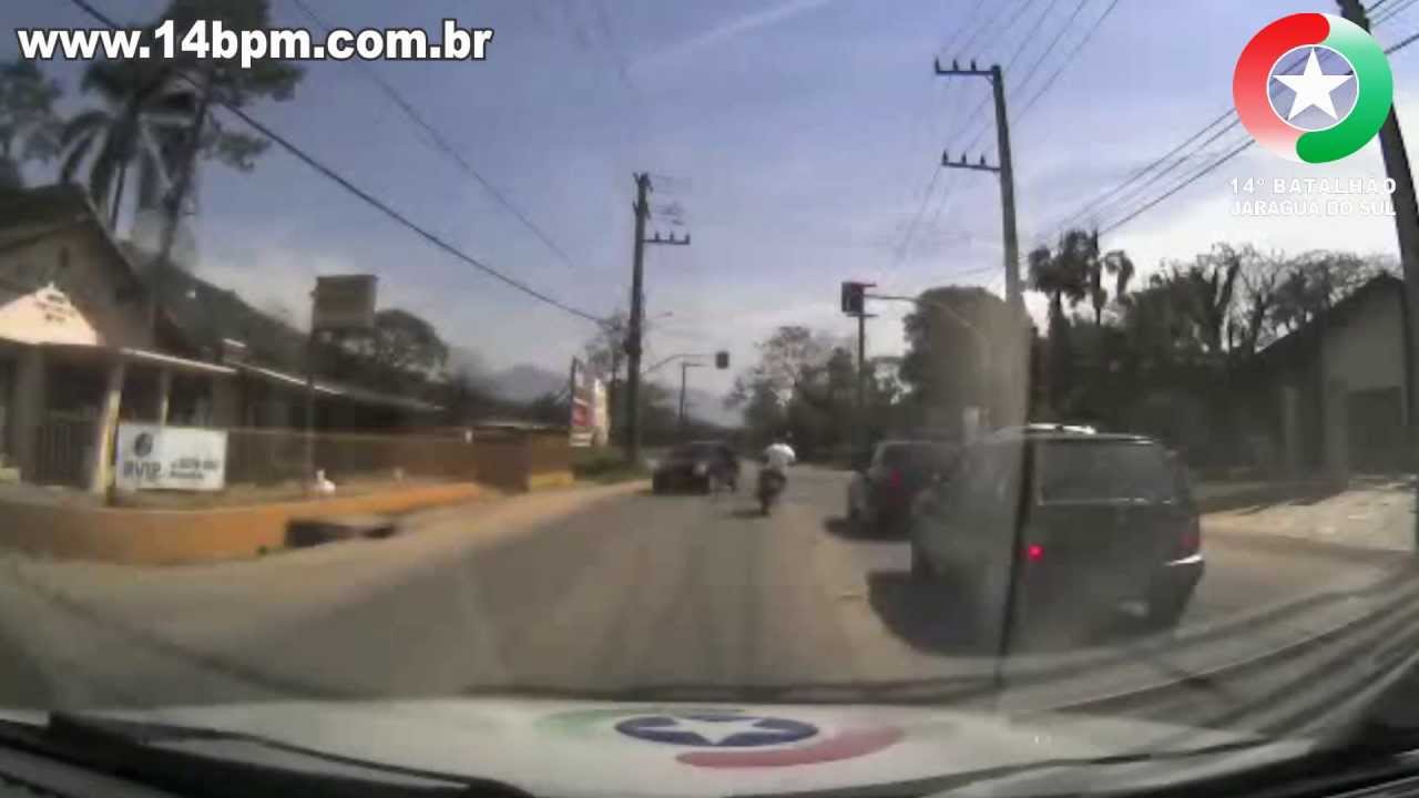 Perseguição à moto de Jaraguá do Sul à Schroeder YouTube
