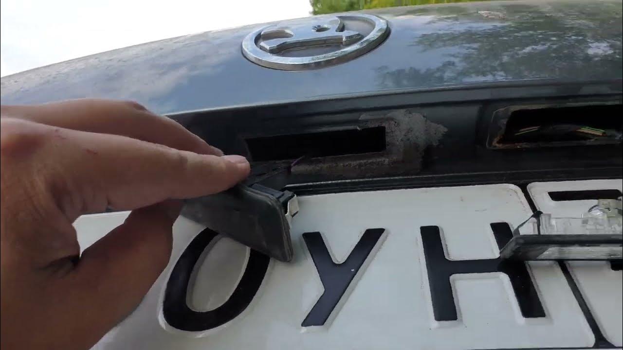 Замена ламп в подсветки номеров - Skoda Rapid (1G), 1,6 л, 2014 года электроника