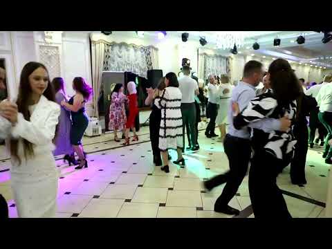 Фокстрот то є сила Українська музика Українська забава Гурт БРАВО 