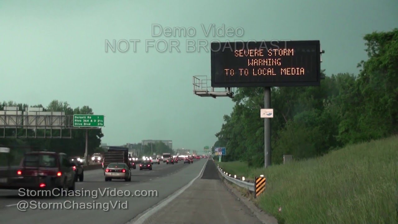 Severe Storms Blow Through St Louis - 5/11/2016