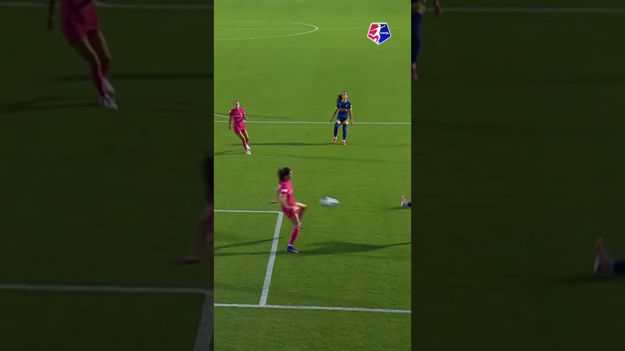 Maycee Bell: last line of defense. 🚫 #nwsl #football #soccer