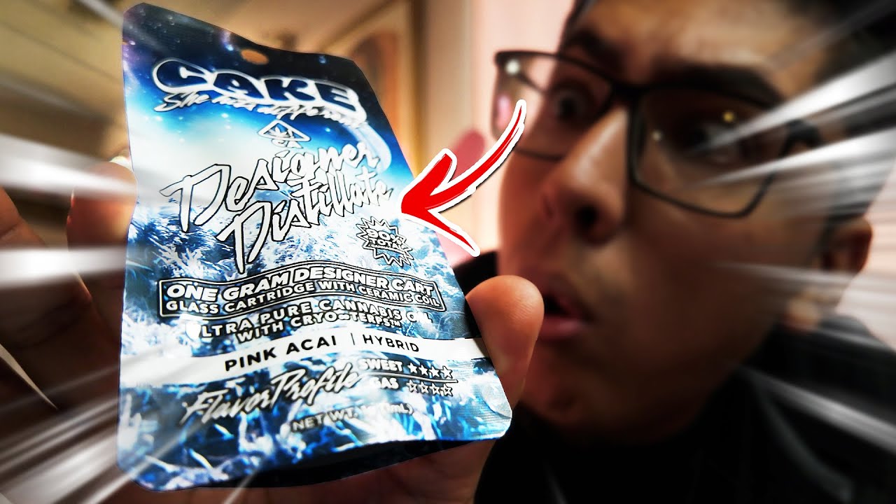 THIS CAKE PINK ACAI GAVE ME STIIIZY VIBES! | CAKE SHE HITS DIFFERENT!