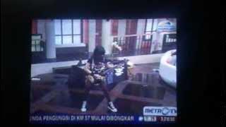 Download lagu MONIC @ Metro TV Sudut Pandang 'Lady of Rock'