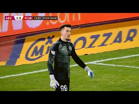 Andrei Vlad a lovit din nou. Gafă incredibilă făcută de portarul FCSB