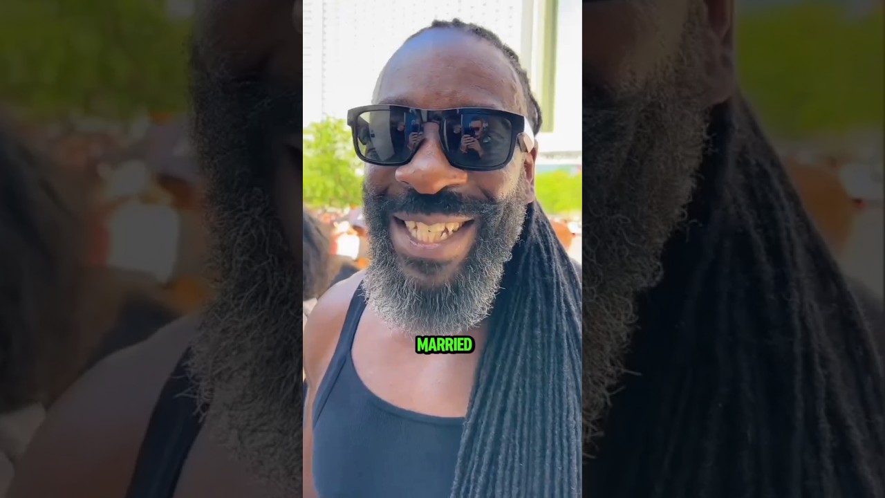 Booker T has been married twice! & his kids! Sharmell Sullivan & Levestia | 