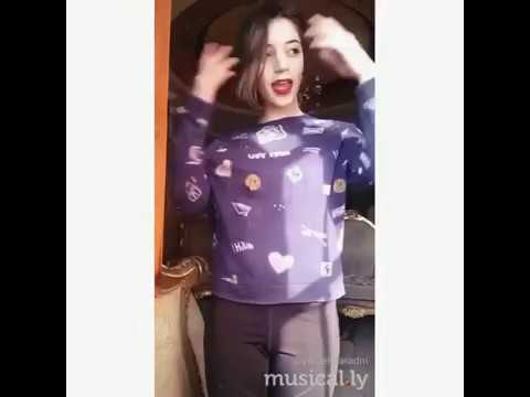 بص انا عايزة اقولك بحبك