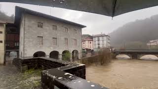 Arratsaldeon 9 Grafu Eta Euria Etengabe. Oria Ibaia Hazi Da Ederki