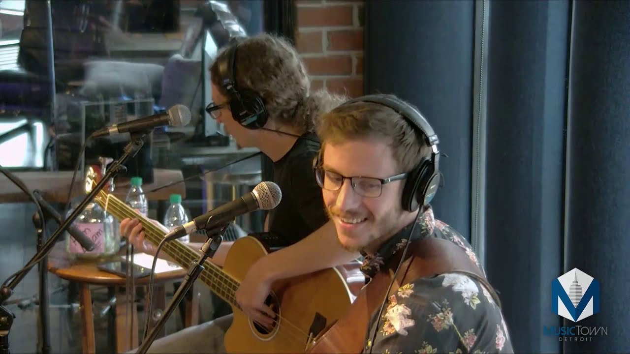 Act Casual Breaks Down the Anatomy of a Jam Band on Behind the Mic with Pam Rossi