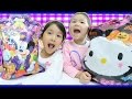 ●普段遊び●ディズニー&ハローキティのハロウィンお菓子詰め合わせを食べたよ♡まーちゃん【5歳】おーちゃん【3歳】