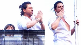 ShahRukh Khan Finally Arrived With Son Abram Khan At His Balcony To Greet His Fans For EID Today by Bollywood Infocus 63 views 8 days ago 4 minutes, 35 seconds