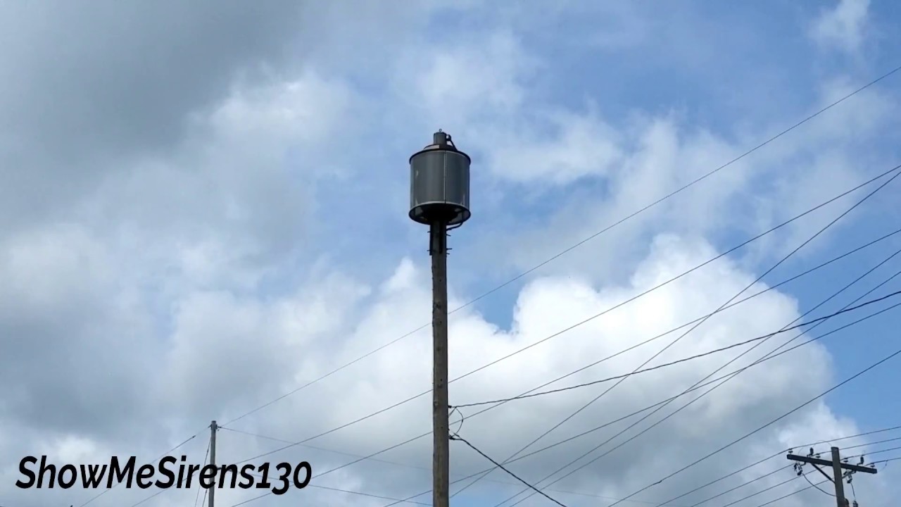 Federal Signal RSH-10A Thunderbeam Siren Test Harrisonville, MO 7-18-18 - Federal signal RSH-10A Thunderbeam Siren Test Harrisonville, MO 7-18-18