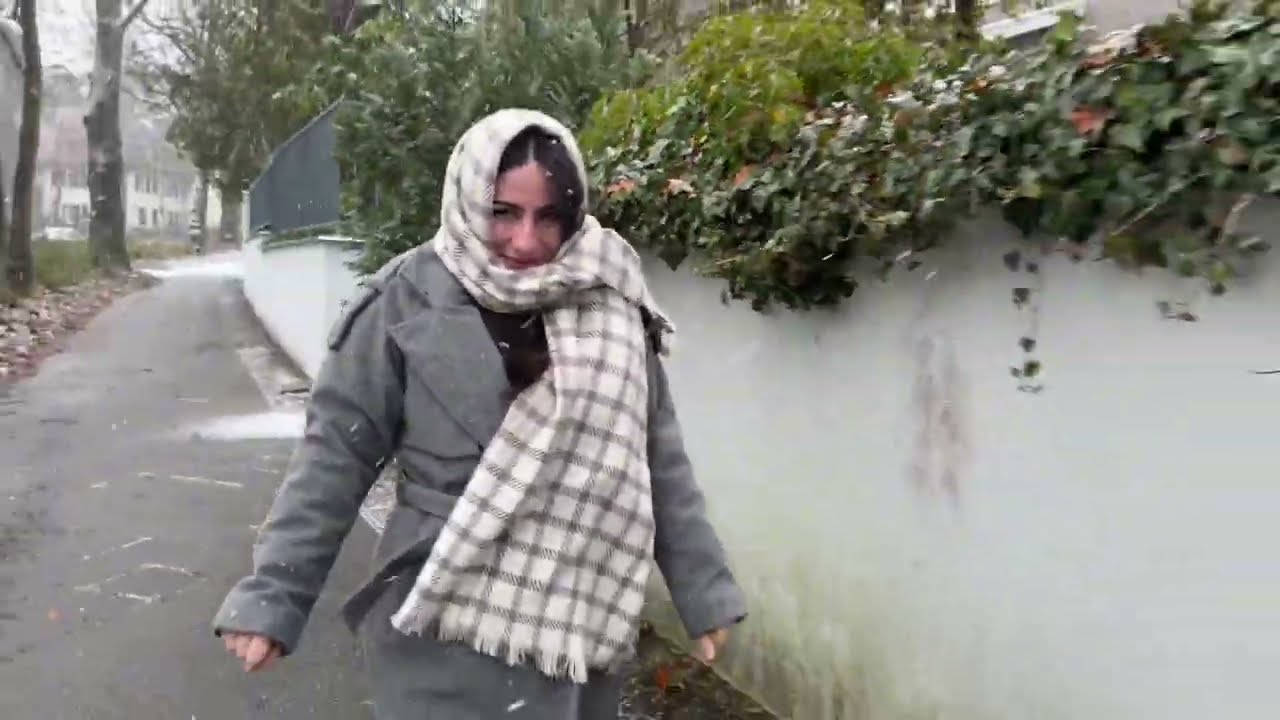 Berlin’de kar yağmaya devam ediyor ❄️⛄️🌲❤️🇩🇪🇹🇷🇺🇿