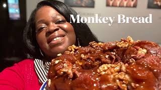 Easy Monkey Bread / Pull Apart Bread