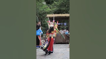 花江峡谷大桥，中国的骄傲，贵州又火出世界级新高度。它见证了贵州从“地无三里平”到“天堑变通途”的跨越。#花江峡谷大桥 #超级工程 #基建狂魔 #世界最高桥 #旅行