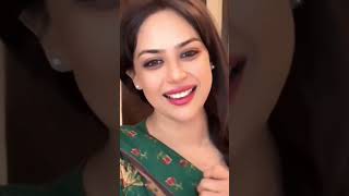 #4716 #stunning beauty @ Felize Periscope vlog