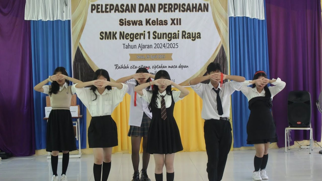 THEMIXONE in School Festival | GFRIEND – SEASON OF MEMORIES — Live ...