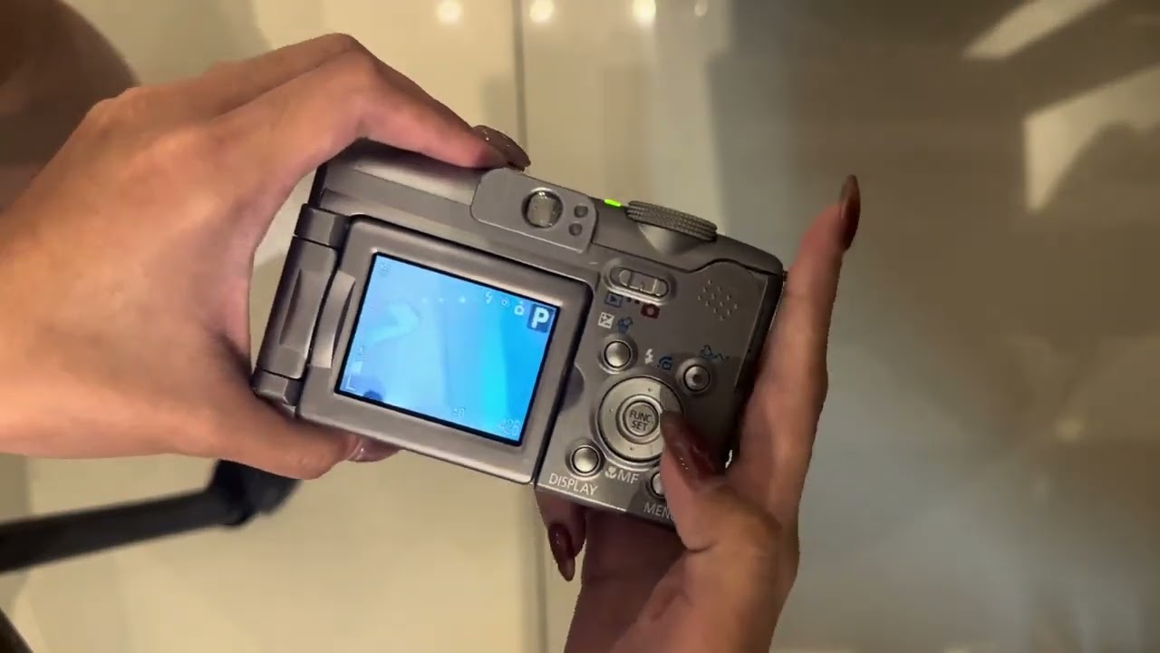 Canon powershot A620 (super rare legendary flip screen