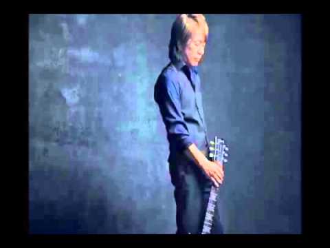 B'z 松本孝弘は指輪はめてるの？ラジオ番組であっさりと結婚を発表しちゃった！