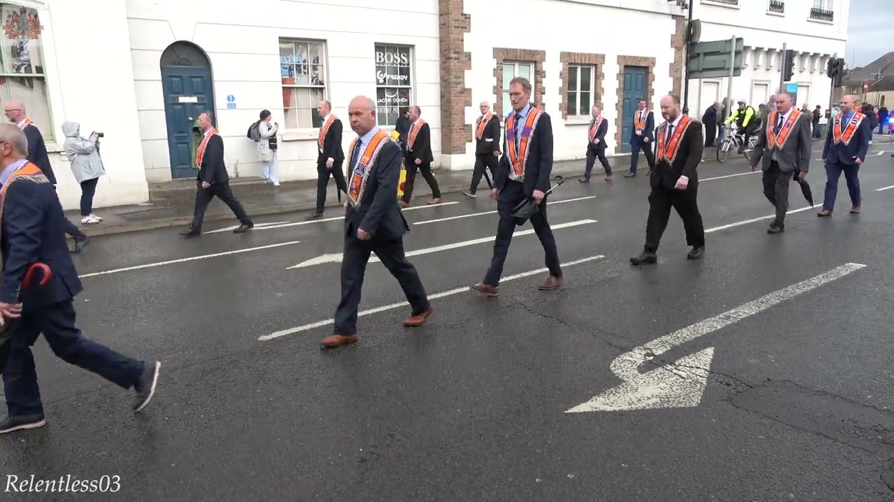 Derryclavin Pipe Band (No.1) @ Junior Orange Centenary Parade ~ 31/05/25 (4K)