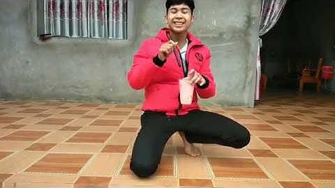 Phi Hùng Vlogs  - troll gái xinh uống trà sữa với nước mắm và cái kết....