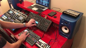 Live Electronic Jam - Traktor Kontrol S8 + Access Virus + Korg Electribe 2 + Volca Sample OKGO