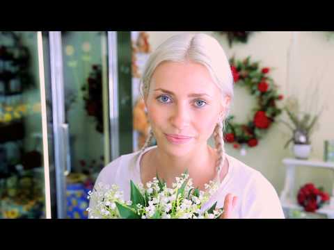 Video: What Flowers To Give For A First Date