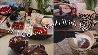 DIY HOT COCOA BOMB WITH ME |  COCOA BOMB NEIGHBOR GIFT IDEA