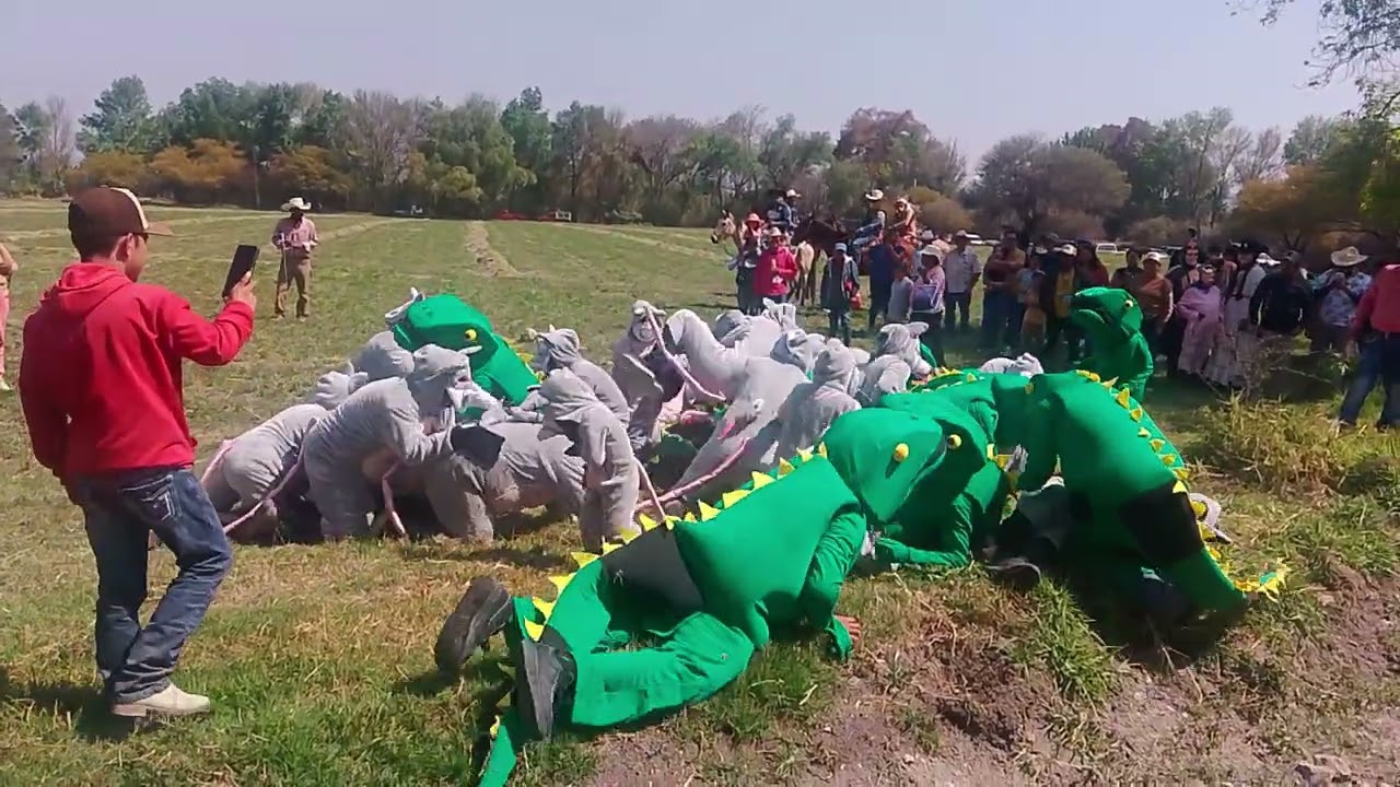 Carnaval San Antonio tecozautla 2026 llegada ala col el cerrito y comida invito mayordomos